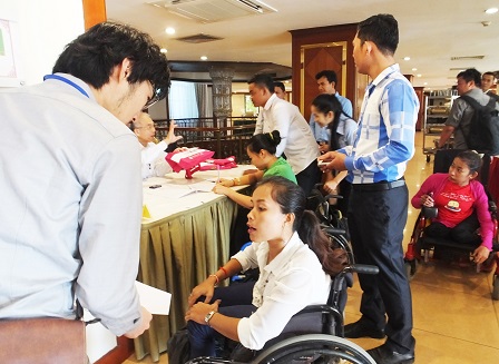 Wheelchair users during the Workshop registration
