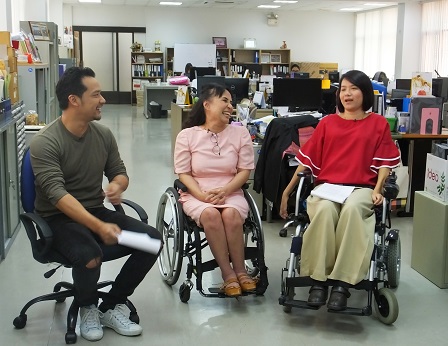 Executive Secretary Ms. Nongnuch Maytarjittipun being interviewed by 'Wheel Share' show hosts, Ms. Petchnumnung Srivardhana and Mr. Ninnart Sinchai about the empowerment of women with disabilities