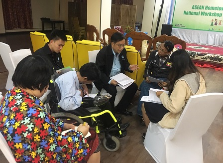 ASEAN Autism Mapping Team meet with Mr. Win Naing Tun (Director General, Department of Rehabilitation, Ministry of Social Welfare, Relief and Resettlement)