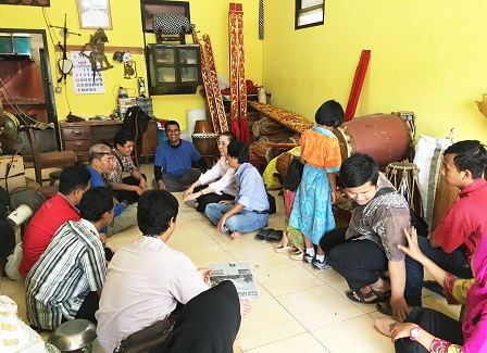 Follow-up meeting with 'Disability-Inclusive Drum Performance in ASEAN and Japan' performers with disabilities with APCD donating drums to the group