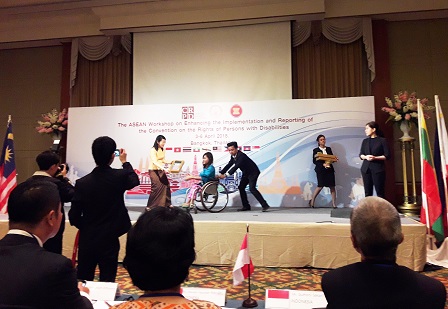 Token of appreciation to participants with disabilities from ASEAN member countries