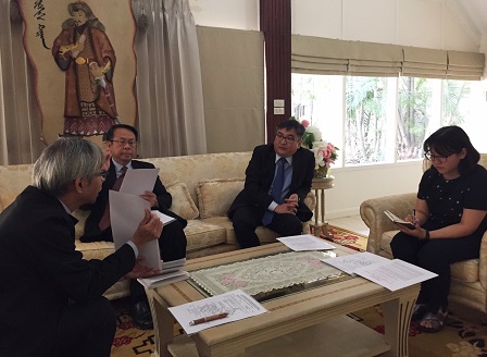 Exchanging views about the possibility of inviting and increasing the number of Thai tourists to Mongolia