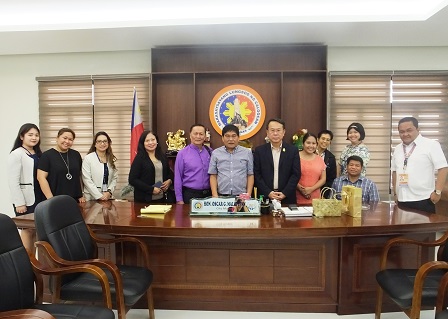Group photo at the Office of the Caloocan City Mayor