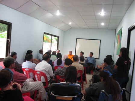 Panel discussion among stakeholders at Nakornchaisri municipal district office during the field trip