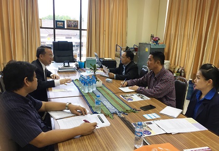 Meeting with Mr. Khamping Sengtannalat (Director General, Department of Policy, Disability and Elderly) of the Ministry of Labour and Social Welfare (MLSW) and his team