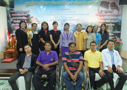 Group photo of meeting participants from APCD and Wheelchairs & Friendship Center of Asia-Thailand (WAFCAT), and other stakeholders