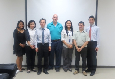 Group photo with Chuo University Suginami High School officials