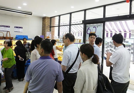 Tour of the accessible and disability-inclusive 60 Plus+ Bakery & Cafe