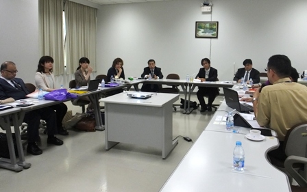 Exchange with the Social Welfare Organization GLOW, Bangkok, Thailand, 11 May 2015